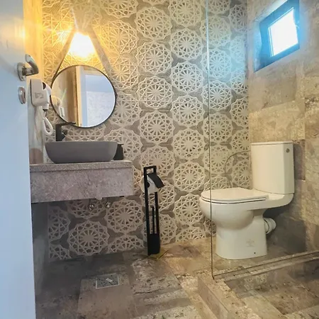 Ama Boutique Πανσιόν