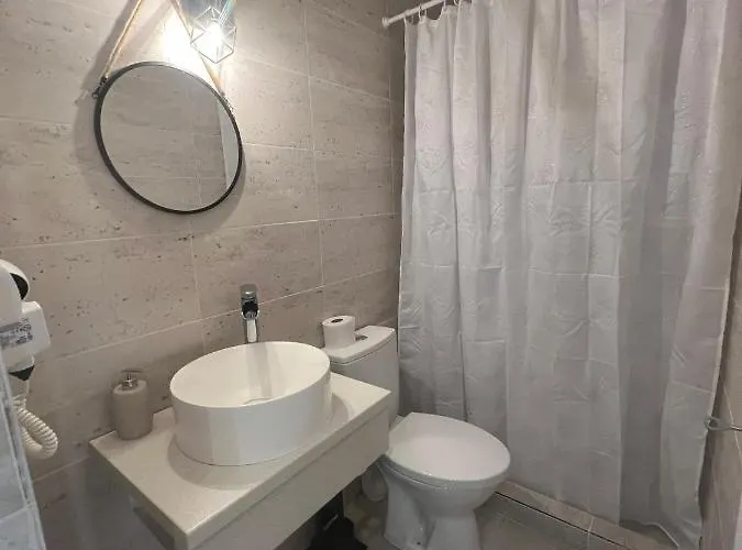 Ama Boutique Гостевой дом Констанца